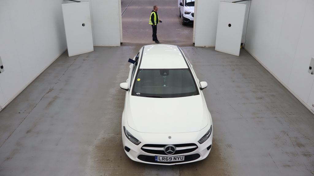 Mercedes-Benz A Class 1.3 A180 Se Hatchback Euro 6 S White