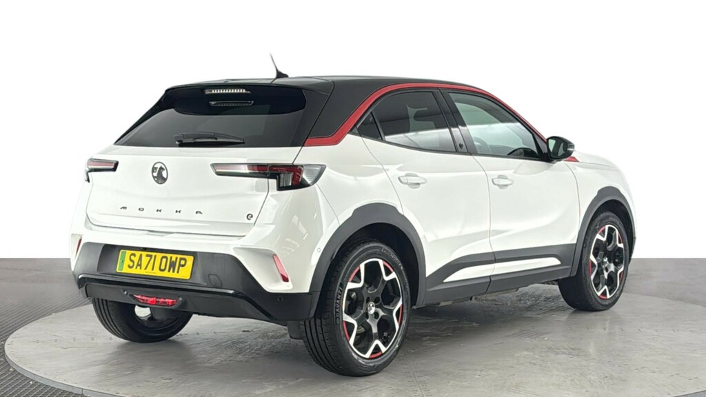 Vauxhall Mokka-e 50Kwh Sri Nav Premium Suv 136 P SA71OWP White #4