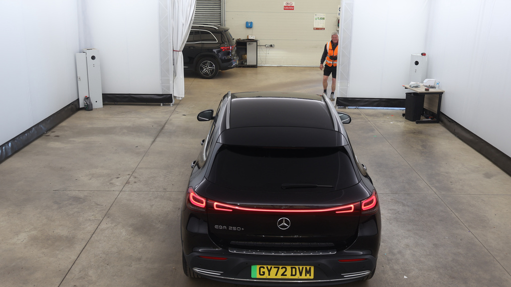 Mercedes-Benz EQA Eqa 250 70.5Kwh Sport Suv 190 Black