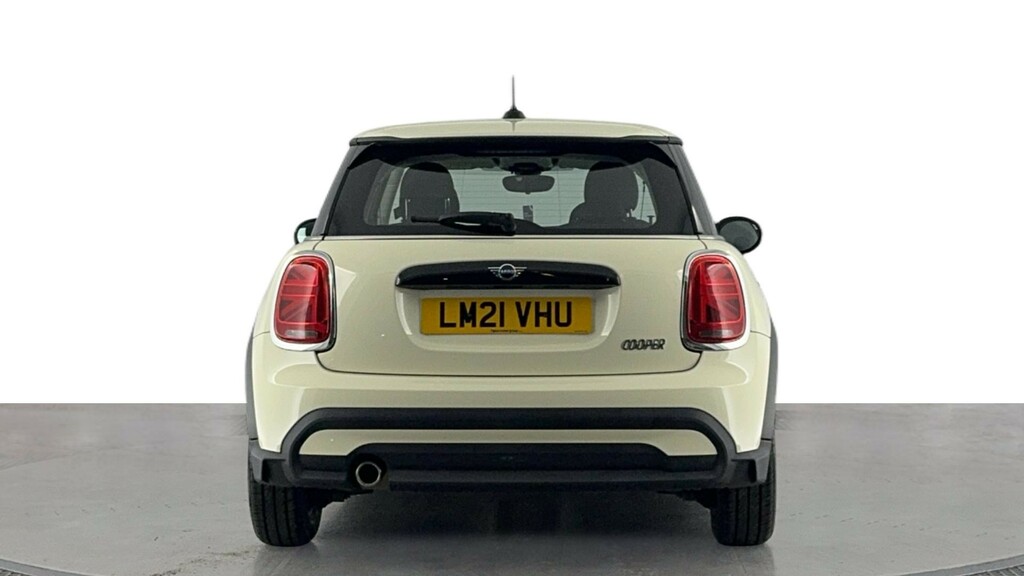 Mini Hatch 1.5 Cooper Classic Hatchback Eur LM21VHU White #5