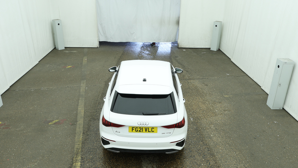 Audi A3 1.5 Tfsi 35 S Line Sportback S Tronic E FG21VLC White #2
