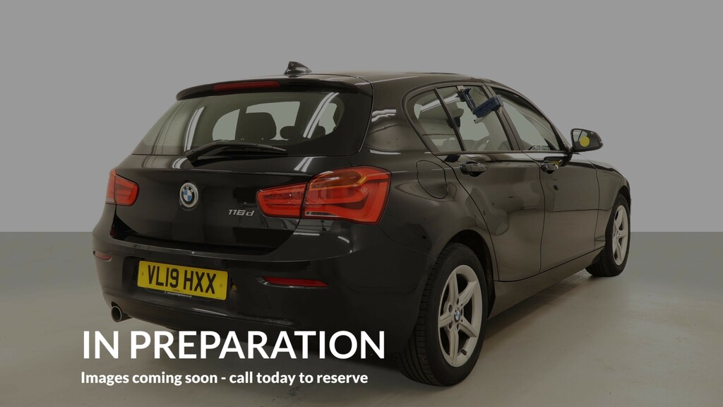 BMW 1 Series 1.5 116D Se Business Hatchback E Black