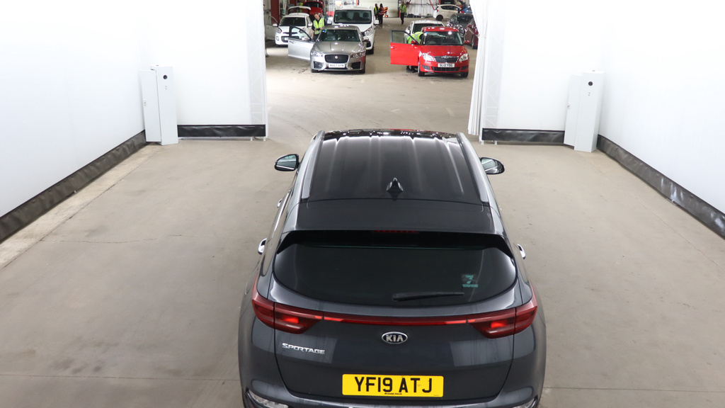 Kia Sportage 1.6 Gdi 2 Suv Euro 6 Ss 130 YF19ATJ Grey #3