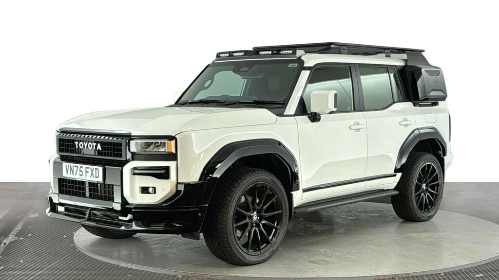 Toyota Land Cruiser 2.8D 4Wd Lwb Euro 6 Ss White