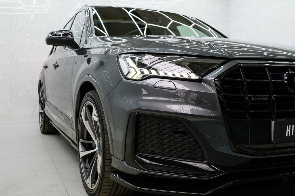 Audi Q7 3L S Line Grey #2