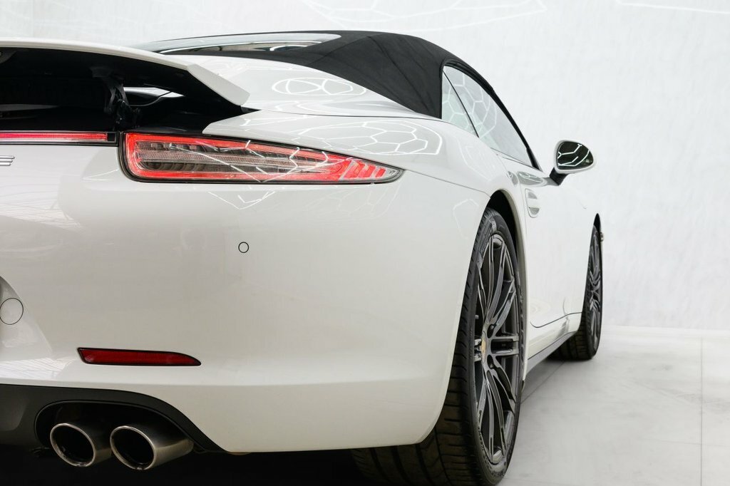 Porsche 911 Convertible EJB879 White #4