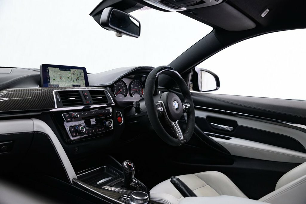 BMW M4 3L Competition HK18TXH Black #3
