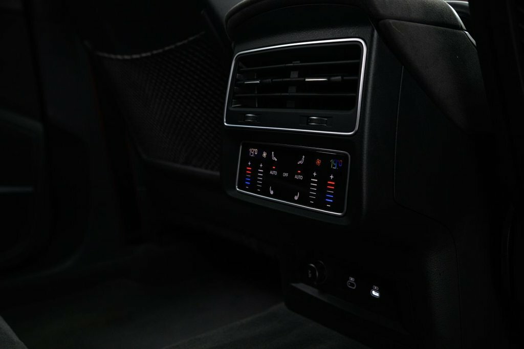Audi RSQ8 4L Vorsprung Black #27