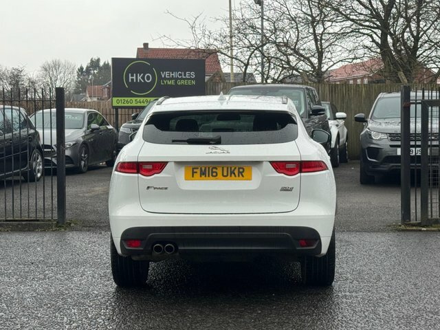 Jaguar F-Pace 2016 2.0 D180 R-sport Awd Euro 6 Ss FM16UKR White #3