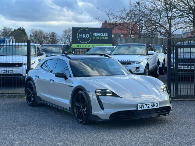 Porsche Taycan 2022 Performance Plus 93.4Kwh 4 Cross Turismo Black