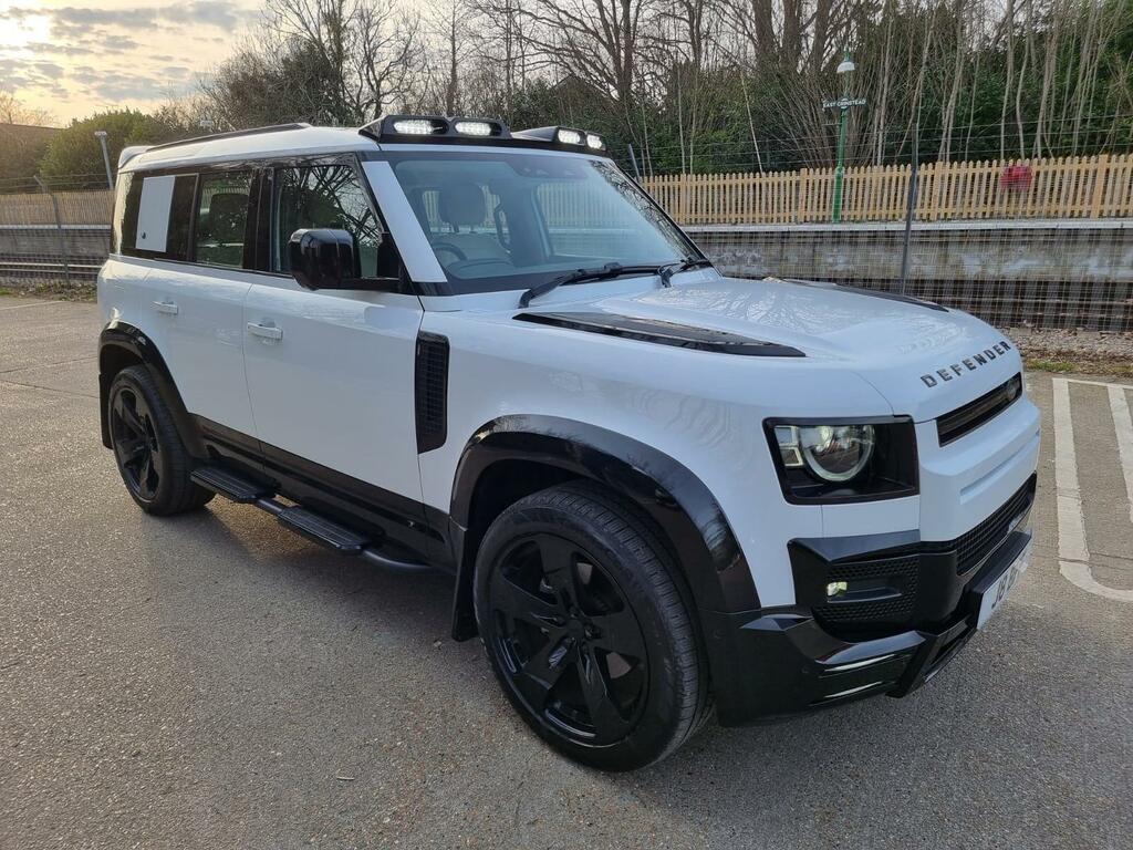 Land Rover Defender 110 Hse White #6