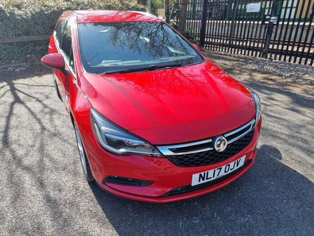 Vauxhall Astra 1.6 Cdti Blueinjection Sri Sports Tourer Euro 6 S Red #5