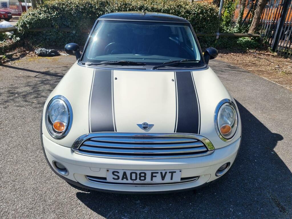 Mini Hatch Cooper White #3