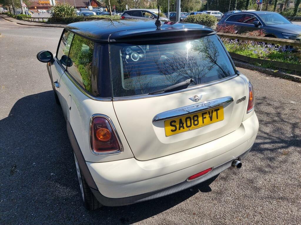 Mini Hatch Cooper White #5