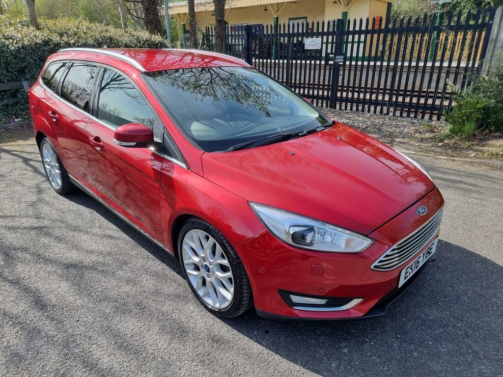 Ford Focus 1.5 Tdci Titanium X Powershift Euro 6 Ss Red