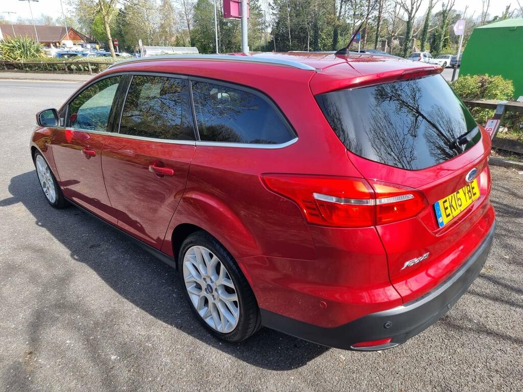 Ford Focus 1.5 Tdci Titanium X Powershift Euro 6 Ss Red #5