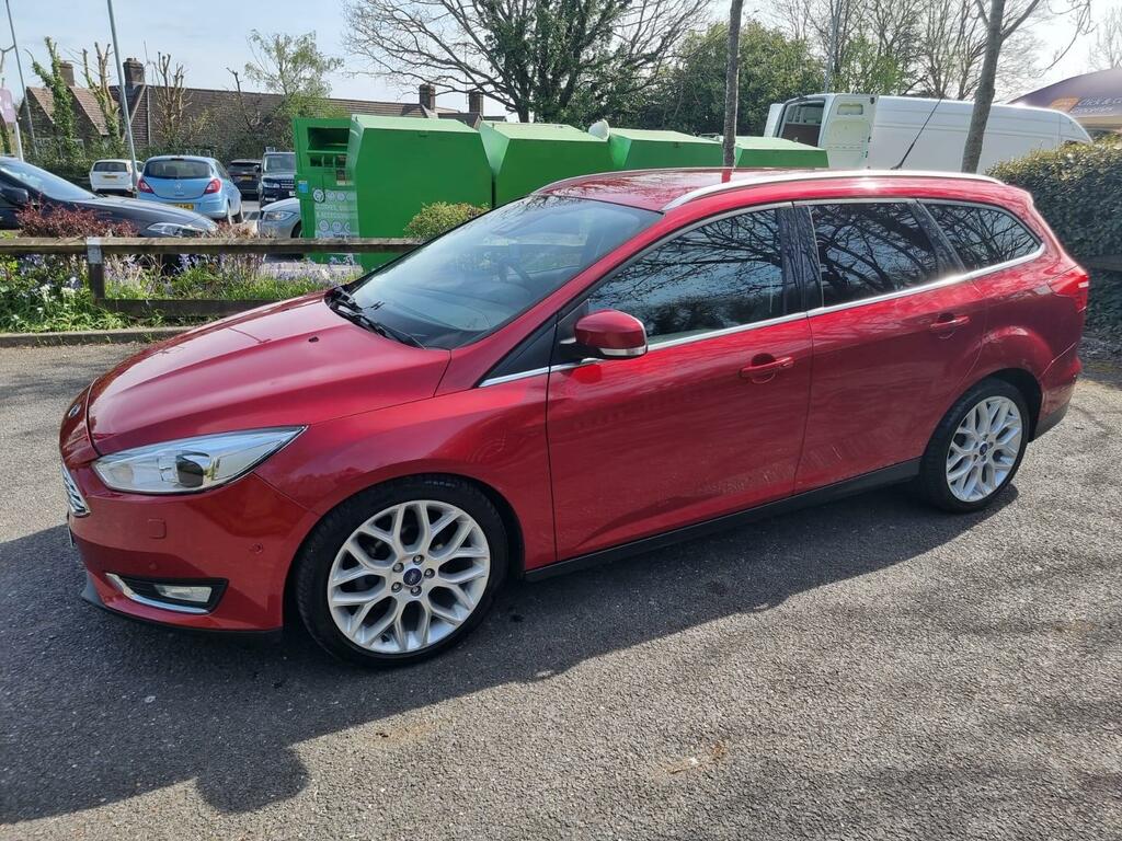 Ford Focus 1.5 Tdci Titanium X Powershift Euro 6 Ss Red #4