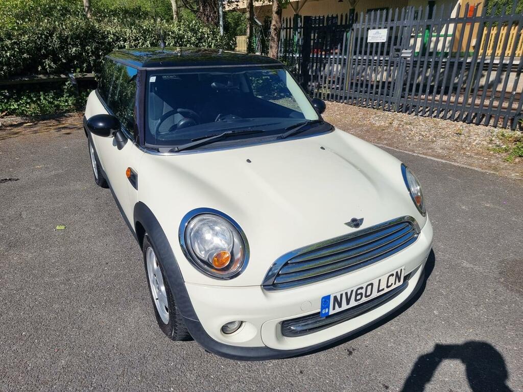 Mini Hatch 1.6 Cooper Euro 5 Ss NV60LCN White #2