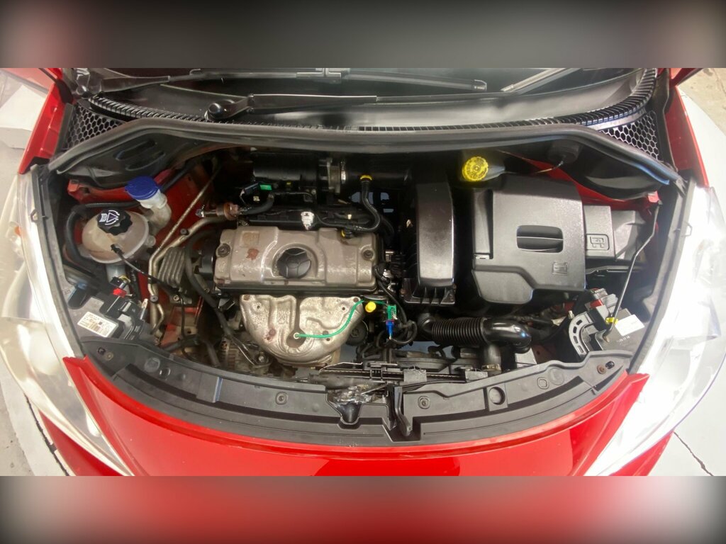 Peugeot 207 Hatchback Silver #25