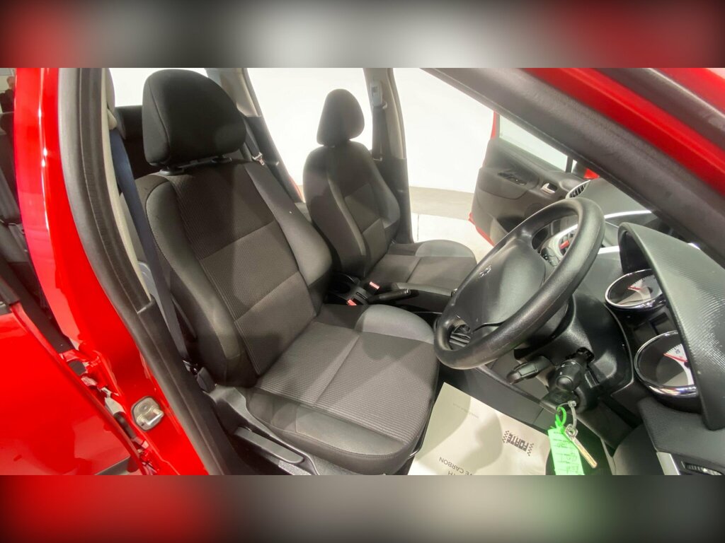 Peugeot 207 Hatchback Silver #20