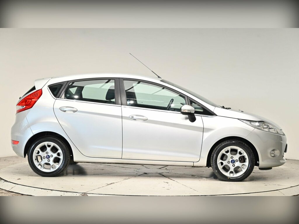 Ford Fiesta 1.4 Zetec LT61LUE Silver #4
