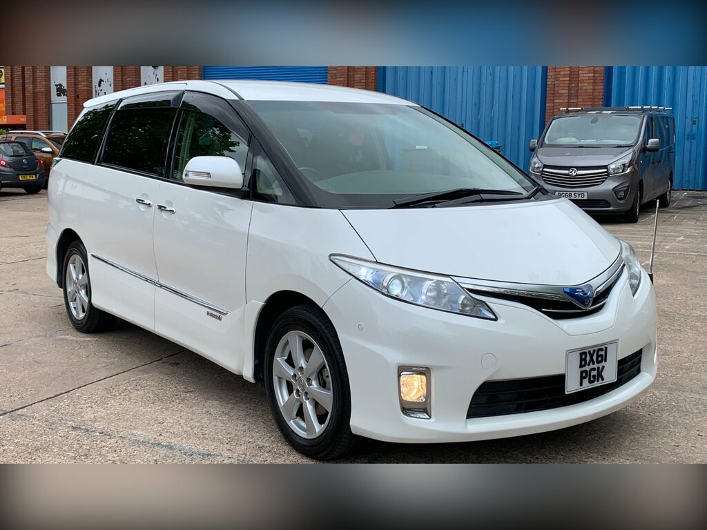 Toyota Estima G Model 2.4 Hybrid 7 Seats 4Wd Ulez White