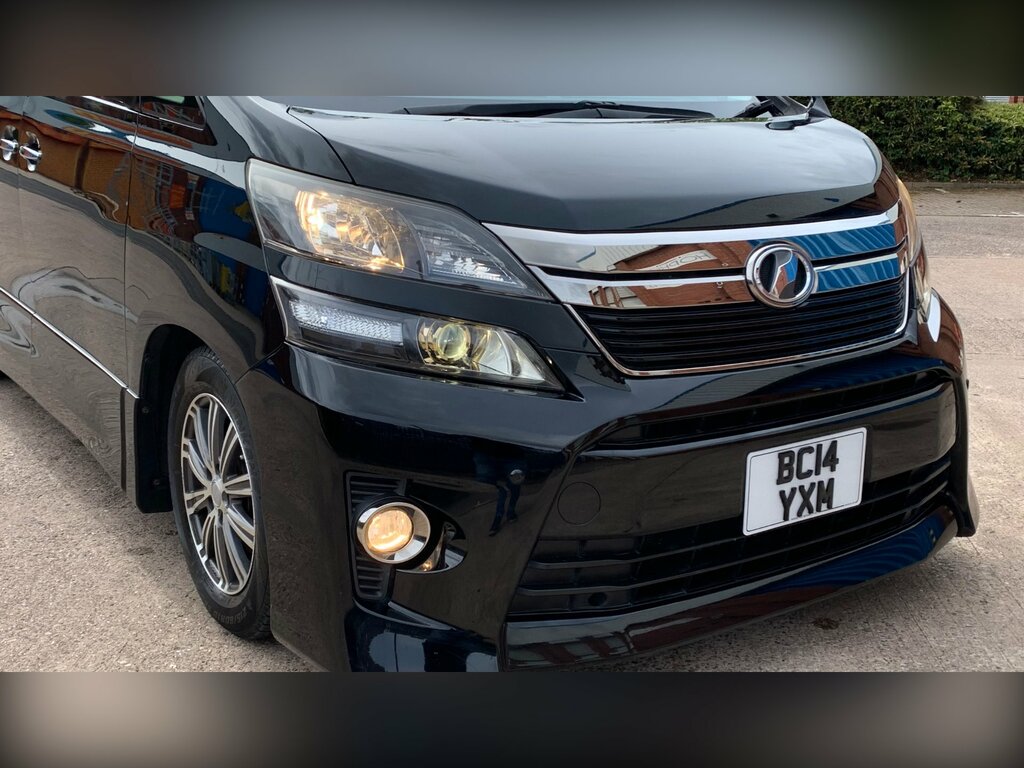 Toyota Vellfire Golden Eyes 2 3.5 V6 7 Seats 4Wd Ulez Black #2