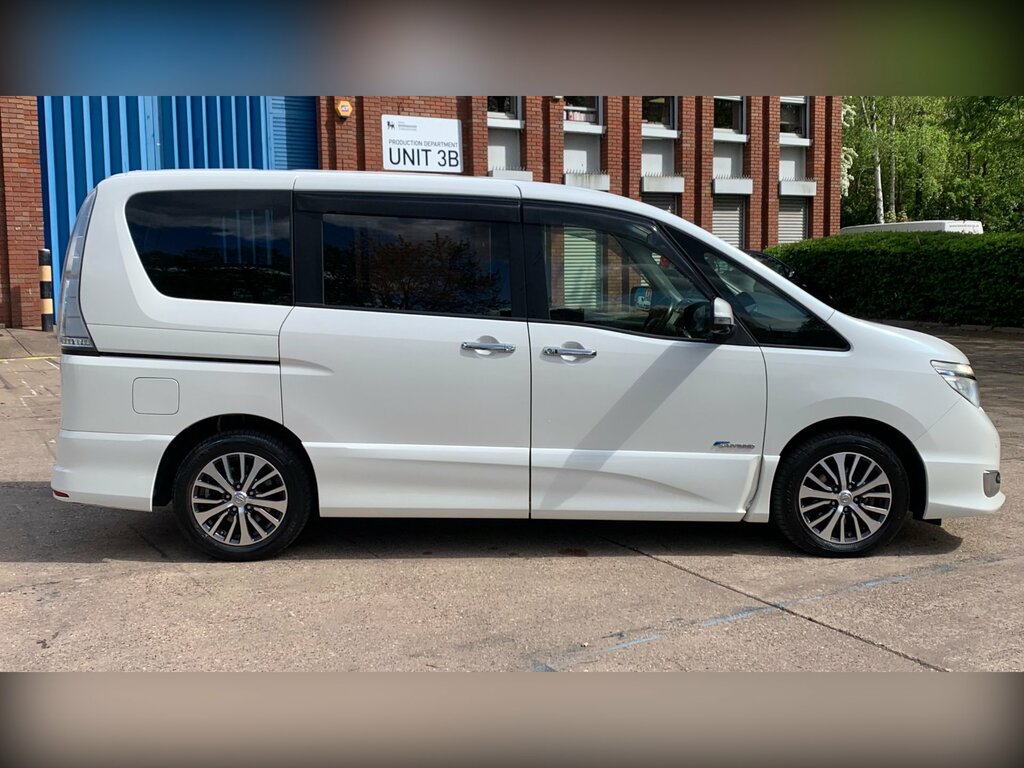 Nissan Serena Mpv Silver #16