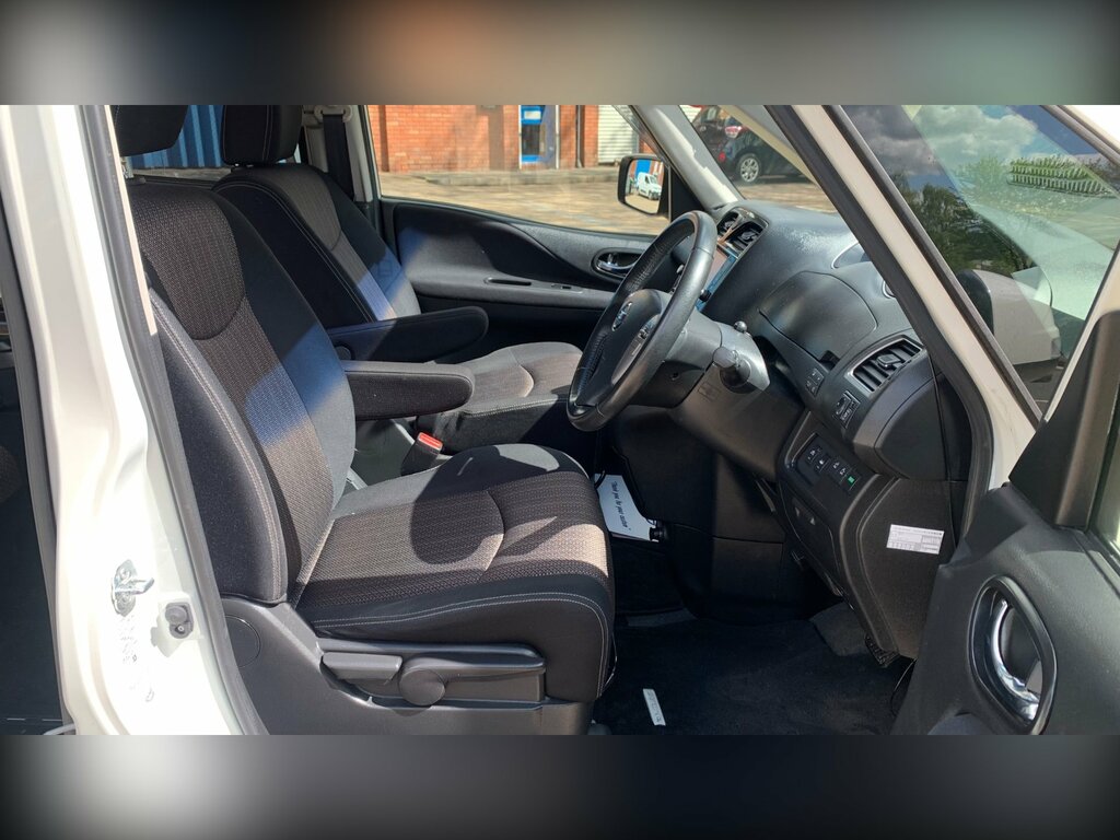 Nissan Serena Mpv Silver #45