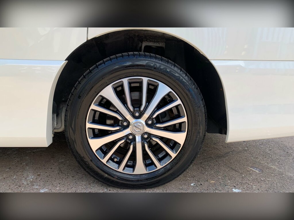 Nissan Serena Mpv Silver #21
