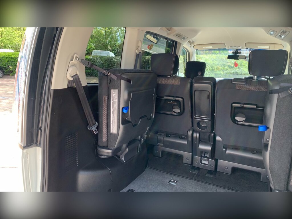 Nissan Serena Mpv Silver #22