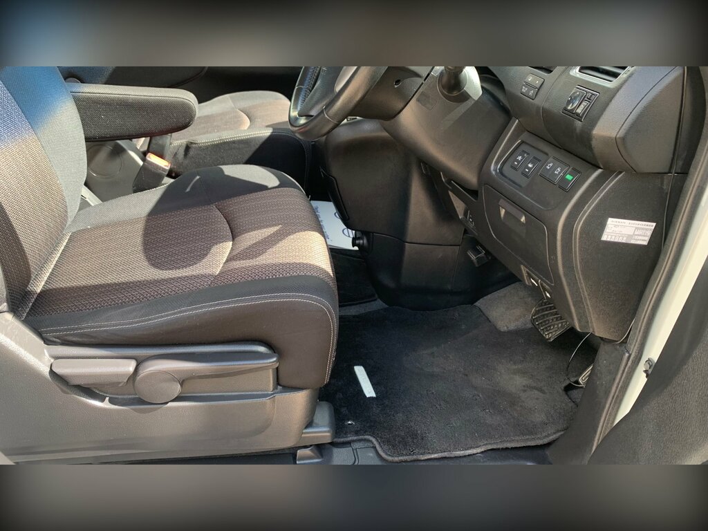 Nissan Serena Mpv Silver #46