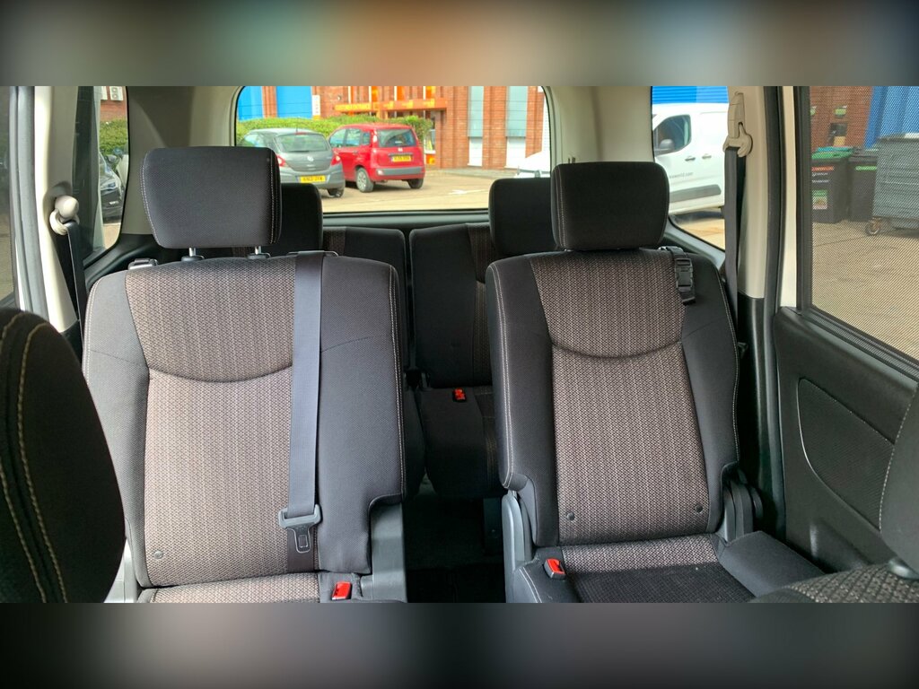 Nissan Serena Mpv Silver #67