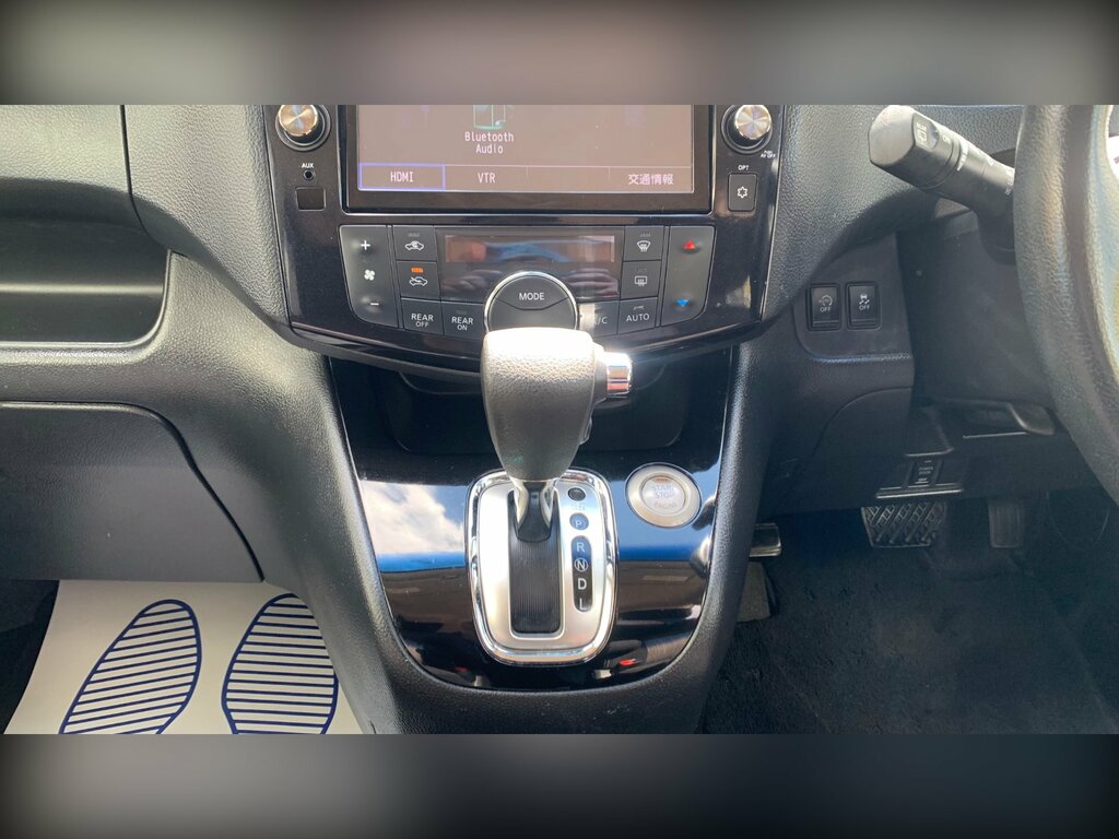 Nissan Serena Mpv Silver #56