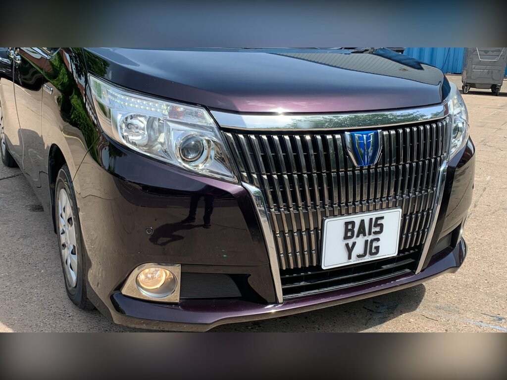 Toyota Voxy Esquire 1.8 Hybrid 7 Seats Mpv Purple #2