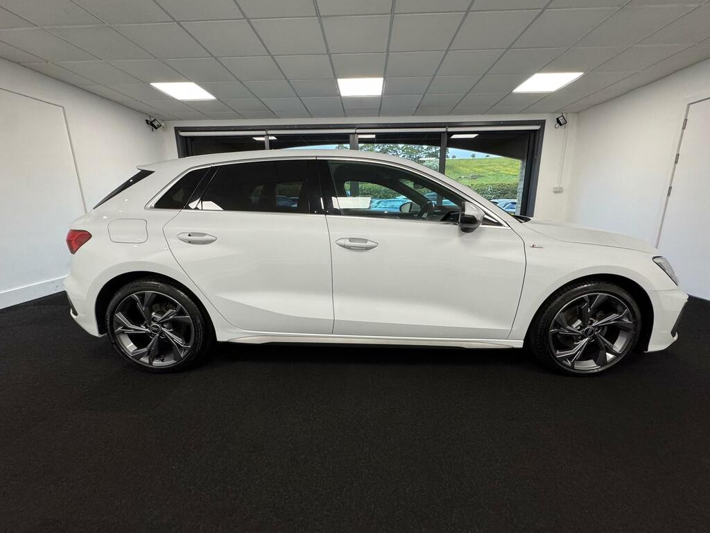 Audi A3 1.0 Tfsi 30 S Line Sportback Eur VK23LLM White #6