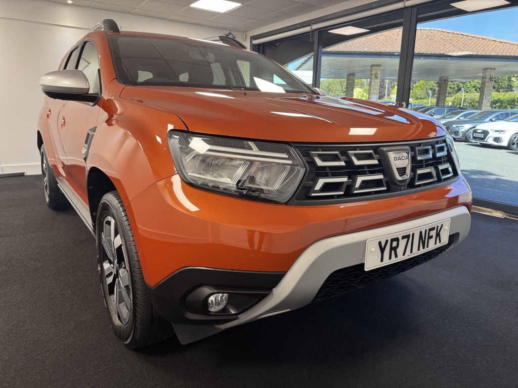Dacia Duster 1.5 Blue Dci Prestige Suv YR71NFK Orange #4