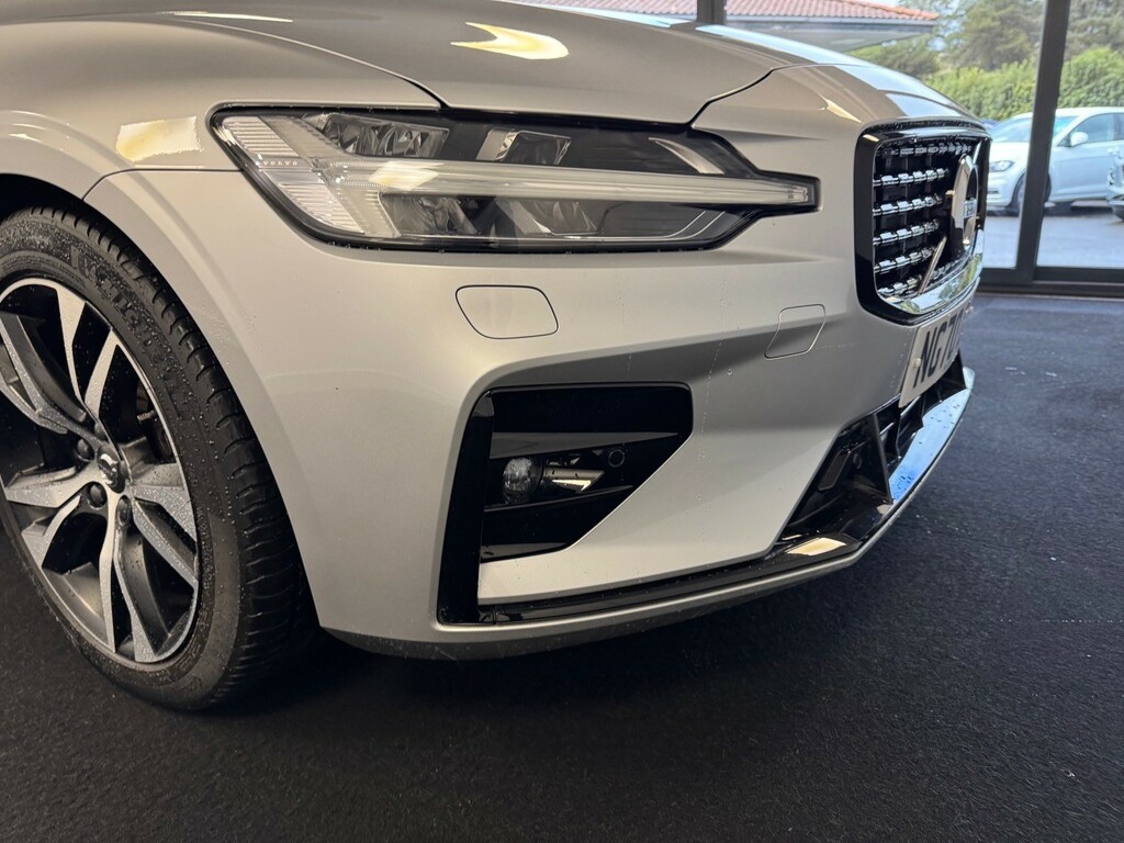 Volvo V60 Estate 2.0 B3 Mhev R-design Estate Hybr NG70GGV Silver #4