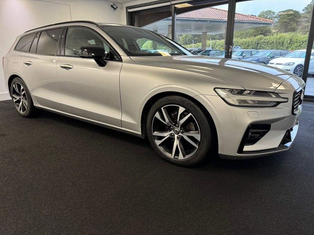 Volvo V60 Estate 2.0 B3 Mhev R-design Estate Hybr NG70GGV Silver #3