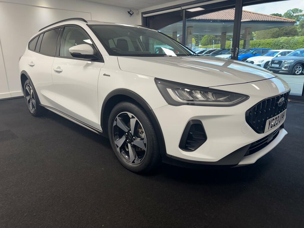 Ford Focus Estate 1.0T Ecoboost Active Estate Manu YG23UYH White #3