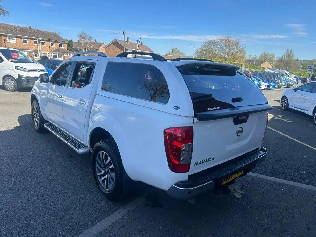 Nissan Navara 2.3 Dci Tekna Pickup Double Cab #6