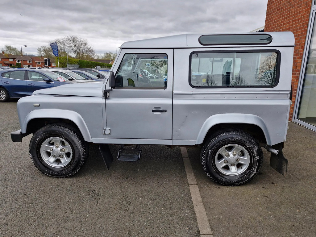 Land Rover Defender 90 2.4 Tdci County Station Wagon 4W #5