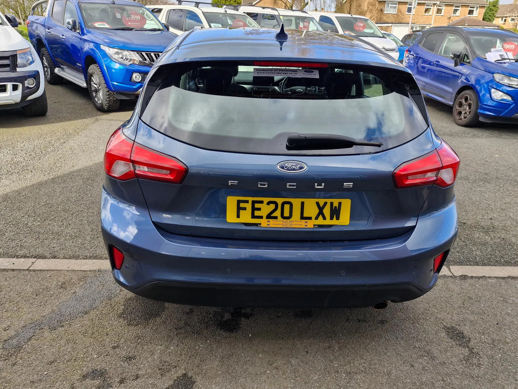 Ford Focus 1.0T Ecoboost Titanium Hatchback FE20LXW #6