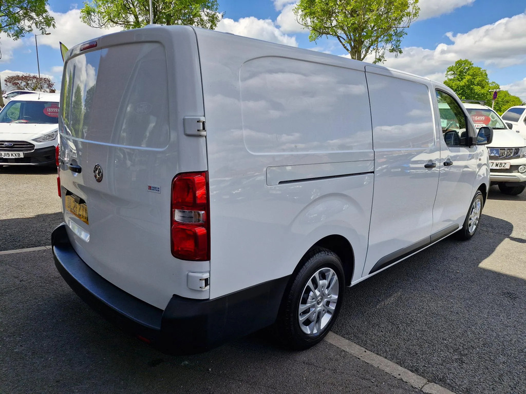 Vauxhall Vivaro 1.5 Turbo D 2900 Dynamic Panel Van 6Dr Manu DL21ZTN  #5