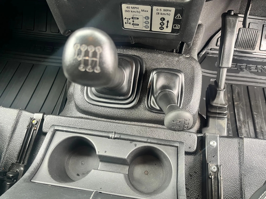 Land Rover Defender 110 Grey #12