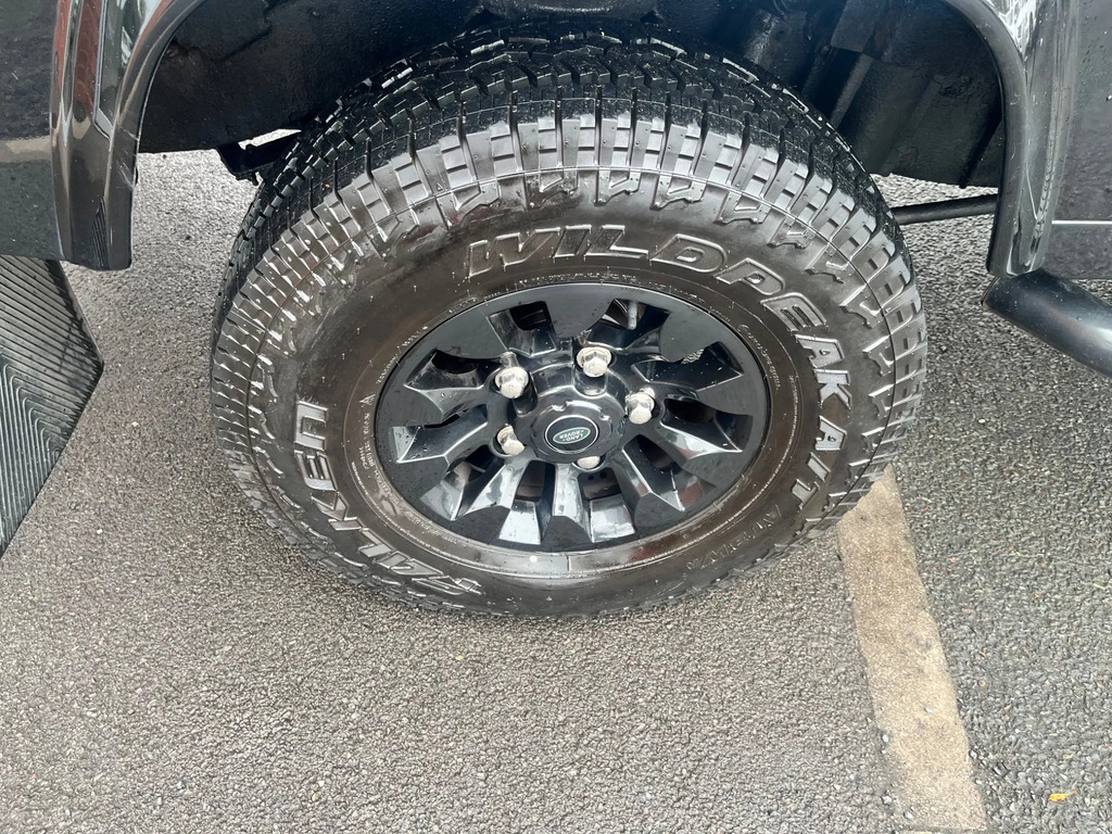 Land Rover Defender 110 Grey #11