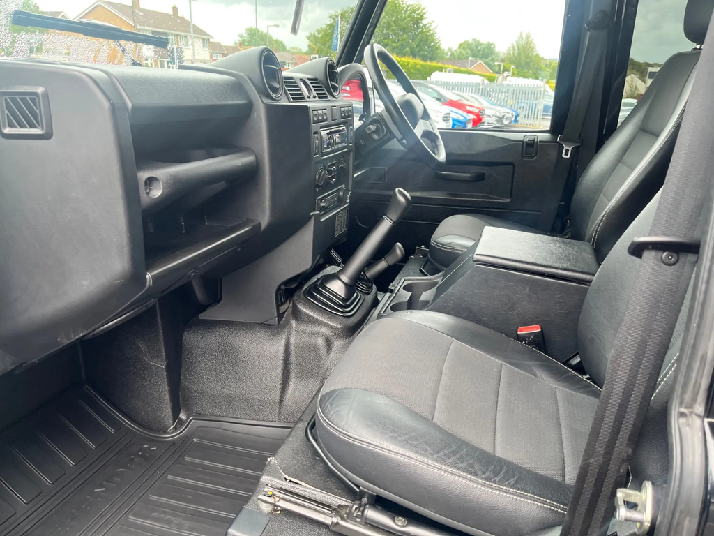 Land Rover Defender 110 Grey #5