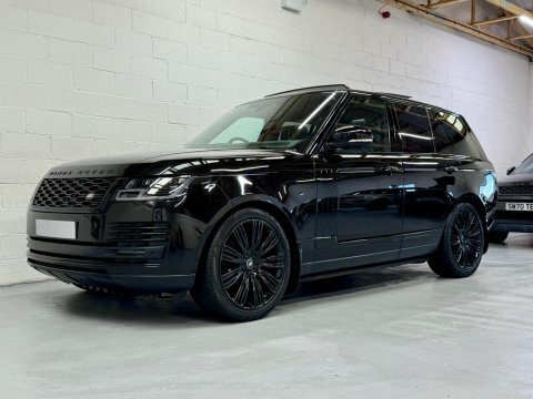 Land Rover Range Rover 3.0 Sd V6 UIG3910 Black #4