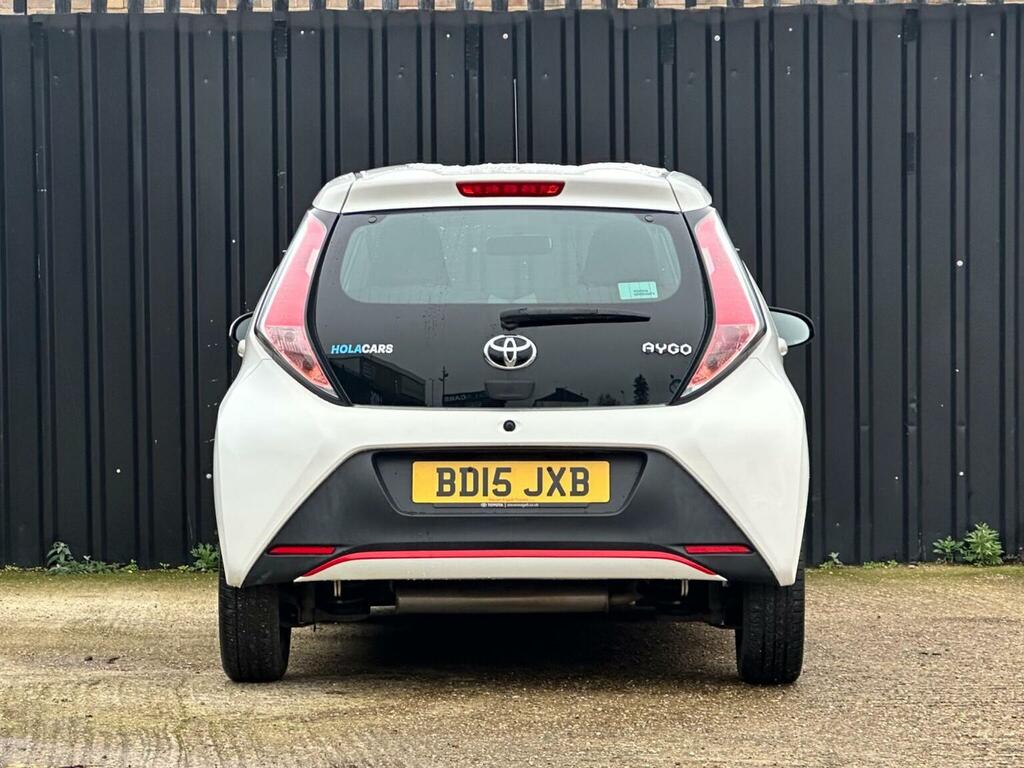 Toyota Aygo 1.0 Vvt-i X-play Euro 5 Euro 5 BD15JXB White #6