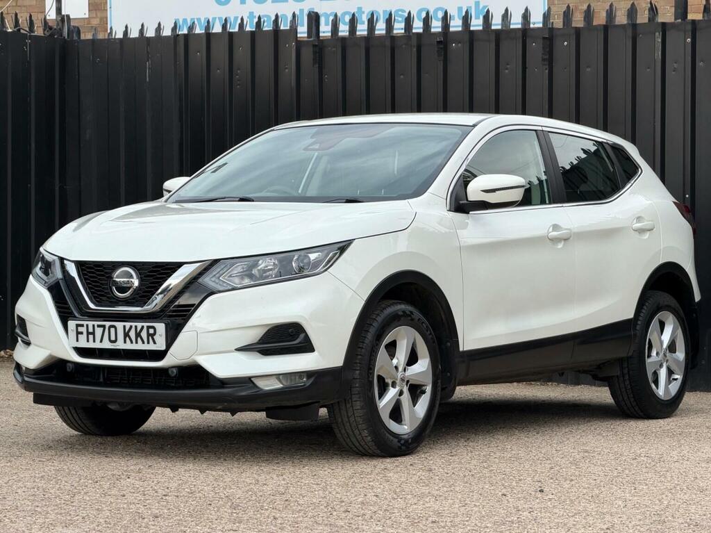 Nissan Qashqai 1.3 Dig-t Acenta Premium Euro 6 S S FH70KKR White #5